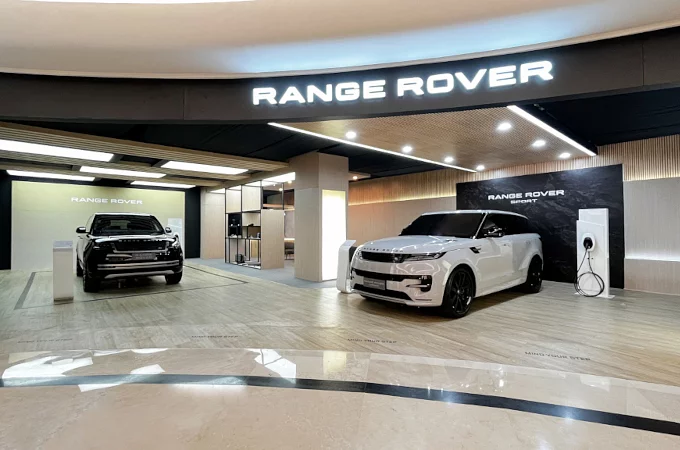Range Rover Boutique opens at Plaza Indonesia