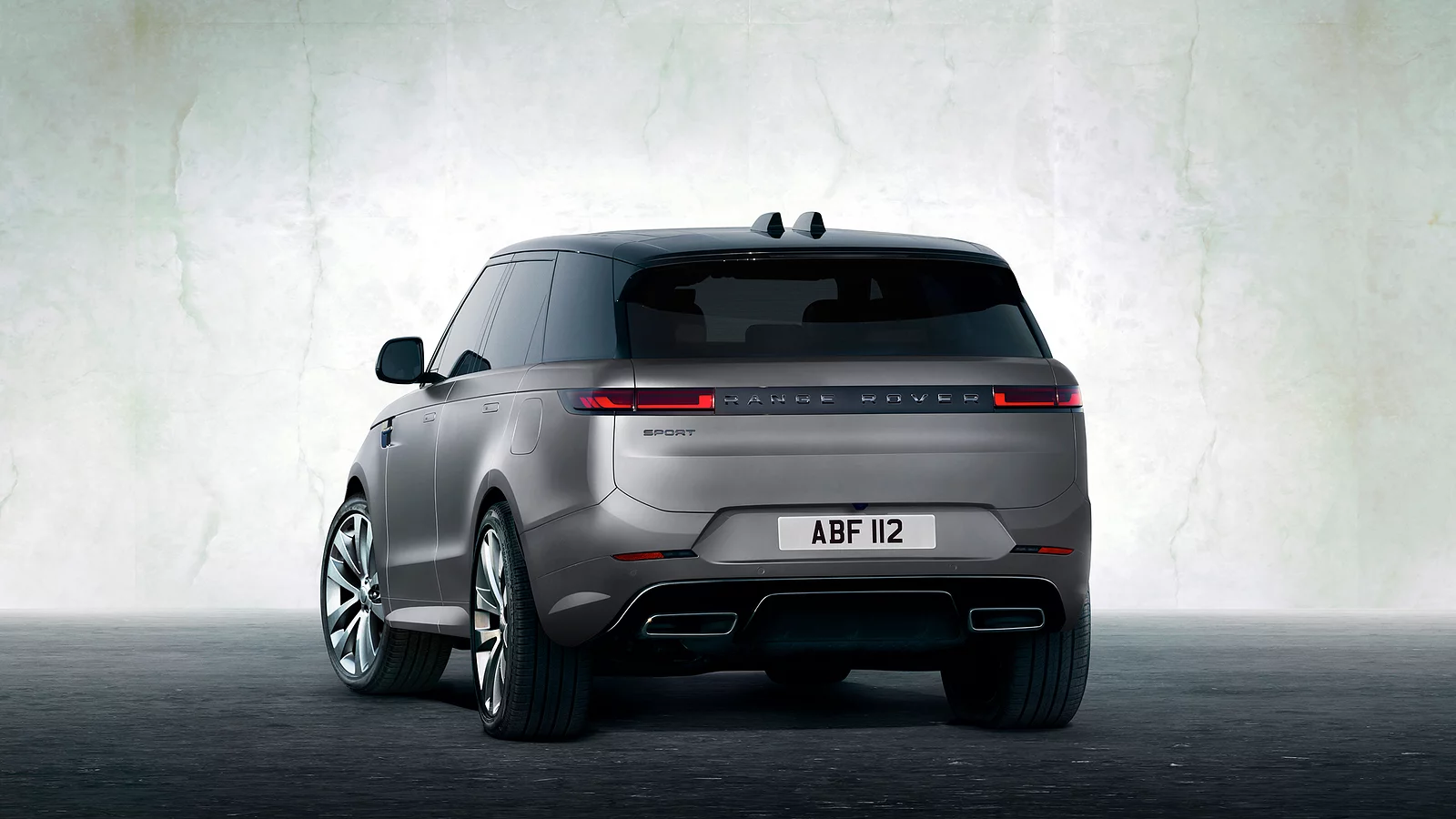 thumbnail image 2 of Lapetus Rear Trunk Lid Cover Tailgate Trim Hatch Molding Boot Fit For Land Rover 2 of 14