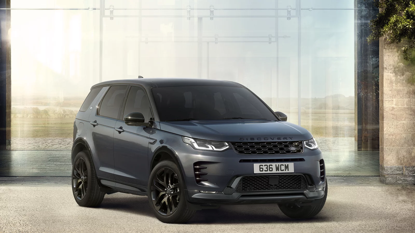 SPRAWDŹ MOŻLIWOŚCI HYBRYDOWEGO DISCOVERY SPORT