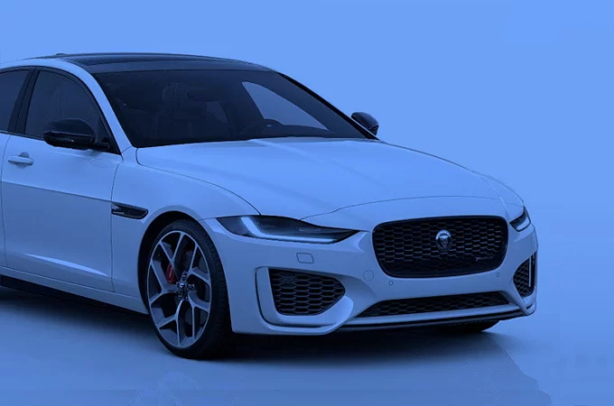 <p>JAGUAR XE</p><p>300 KM</p>