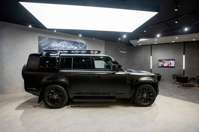 DEFENDER GALLERY OFFICIALLY OPENED IN PONDOK INDAH MALL 1, JAKARTA