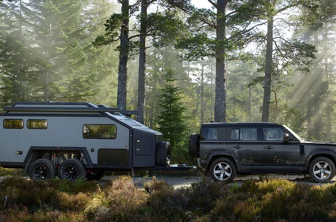 Defender Pulling a towing van