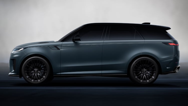 Side view of Range Rover Sport