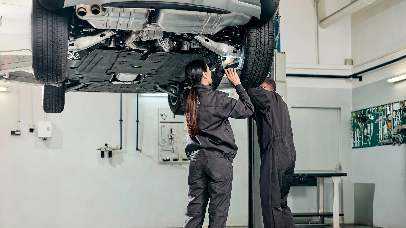 UNDERCARRIAGE AND SUSPENSION CARE