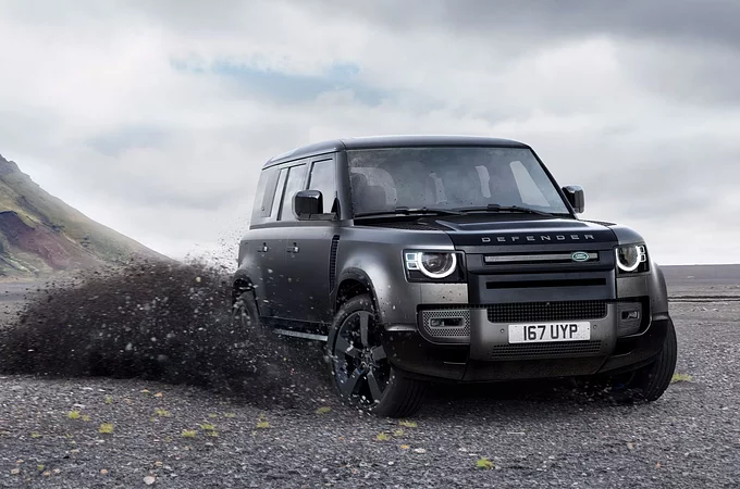 Defender driving on the sand