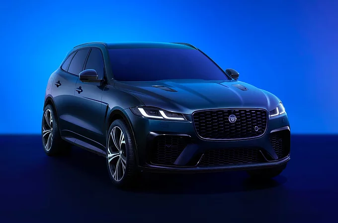 JAGUAR F‑PACE SVR 90<sup>th</sup> ANNIVERSARY EDITION