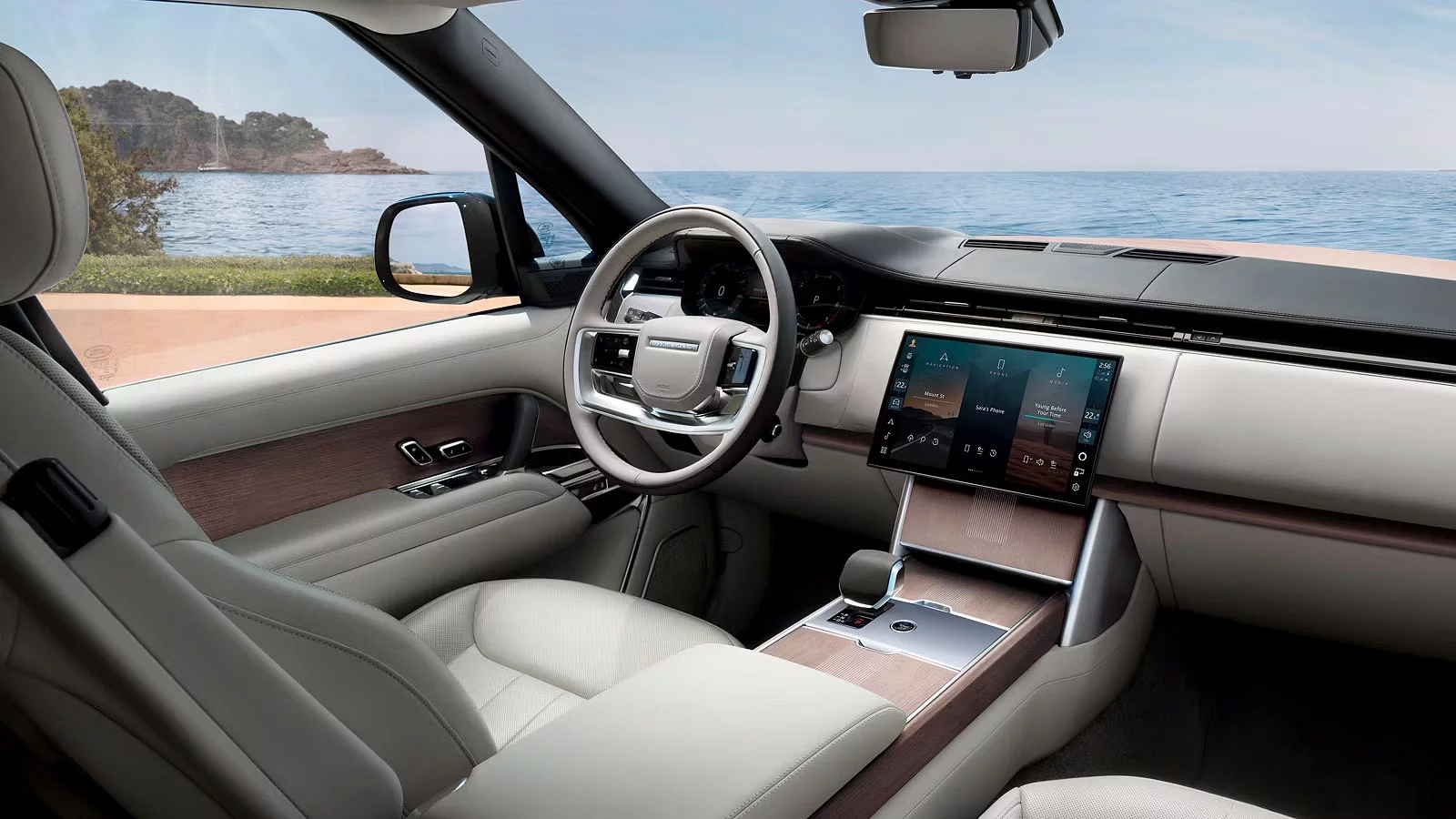 Panou de bord si sistem multimedia Range Rover