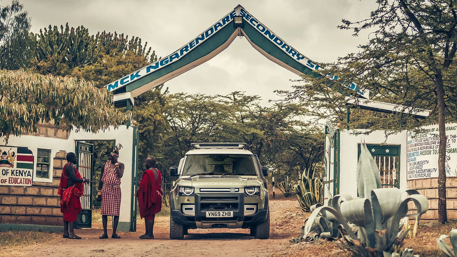 Defender sustine Maratonul Lewa Safari