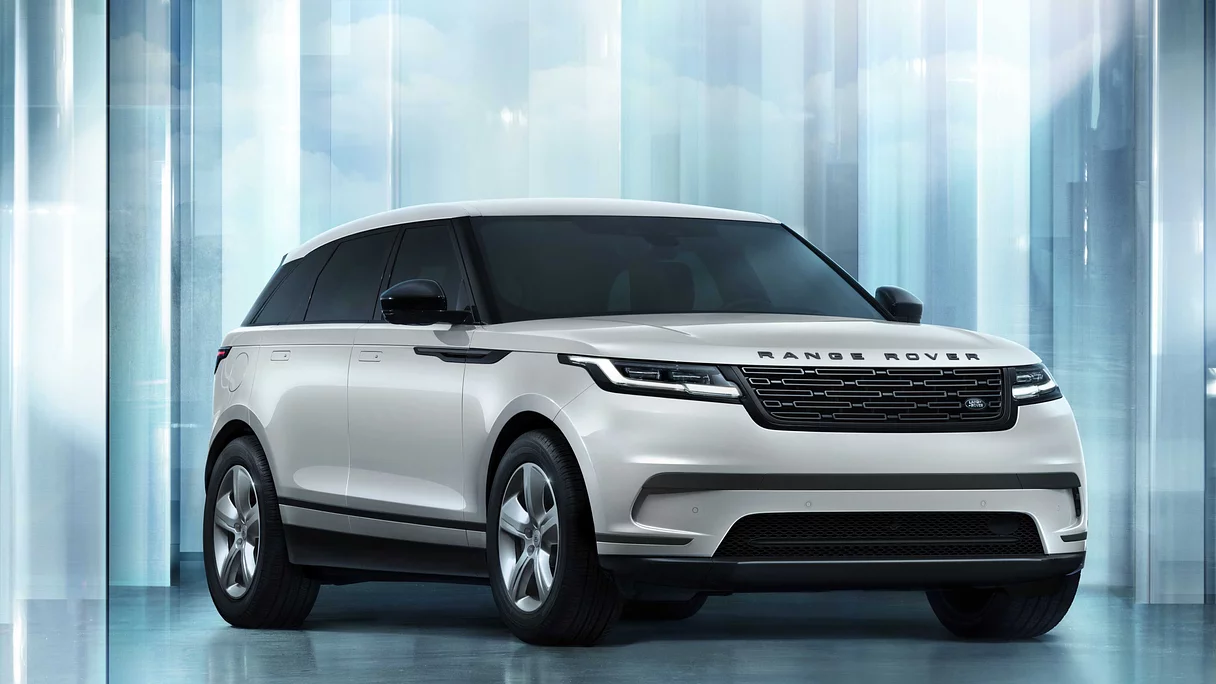 Velar Signature Edition