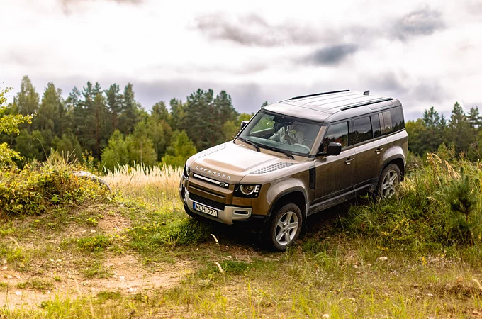 Mindaugas Vingras Land Rover Defender