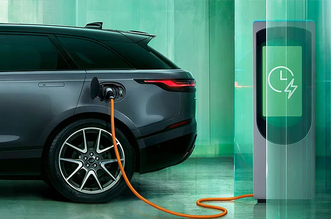 RANGE ROVER VELAR HYBRID