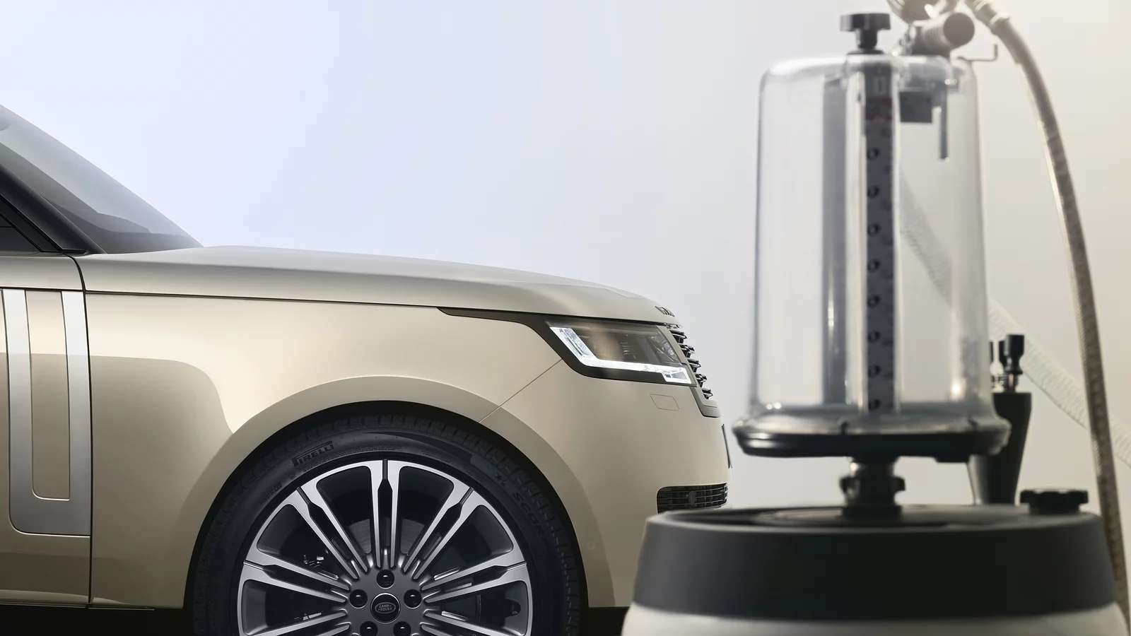 RANGE ROVER DISCTINCTION