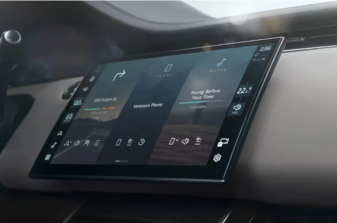 Range Rover Evoque infotainment system