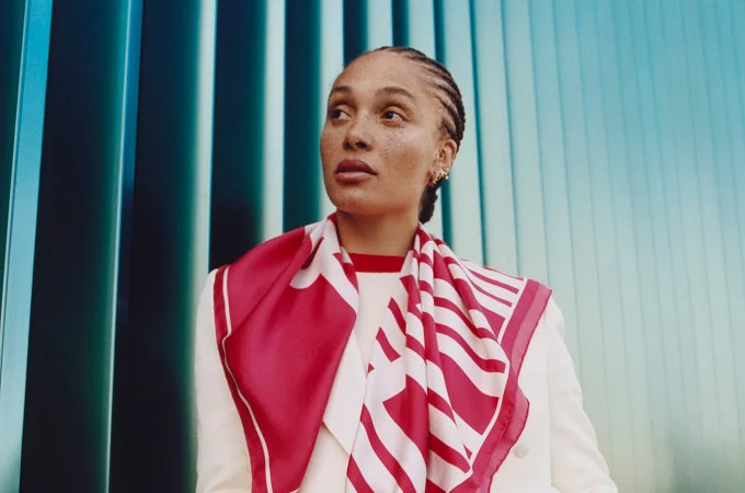 Adwoa Aboah pristato Range Rover kolekcijos