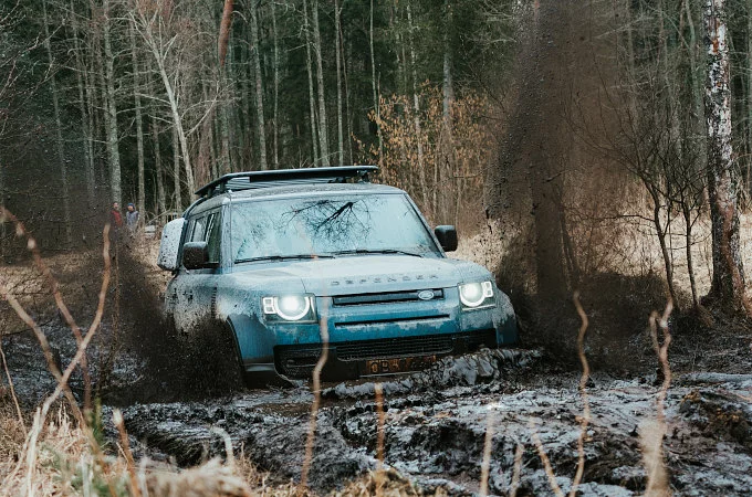 DEFENDER