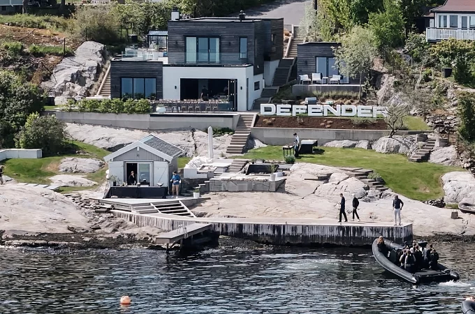 DESTINATION DEFENDER - KADETTANGEN&nbsp;