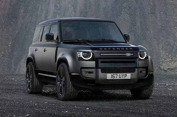 Defender X-Dynamic SE 300PS Auto