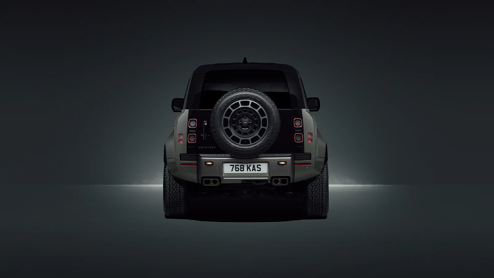 Defender Octa bakfra