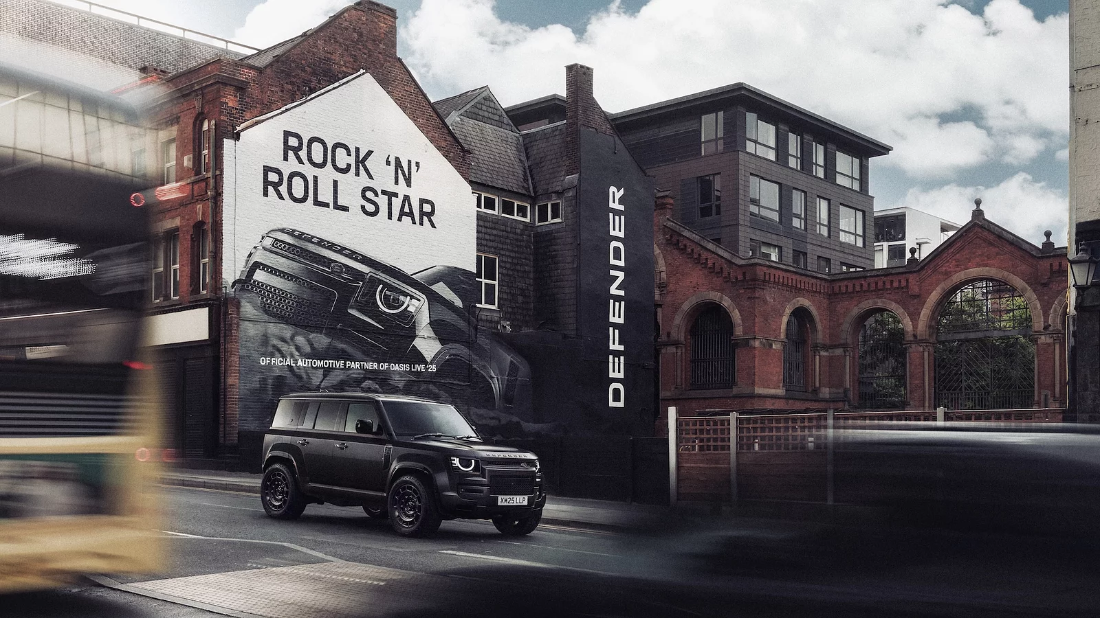 Defender - Oasis Live 2025