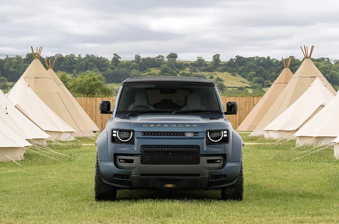 Defender Glastonbury festivalil