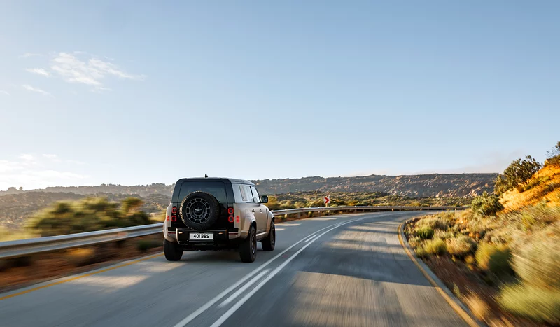 VEJHJÆLP (LAND ROVER ASSISTANCE)
