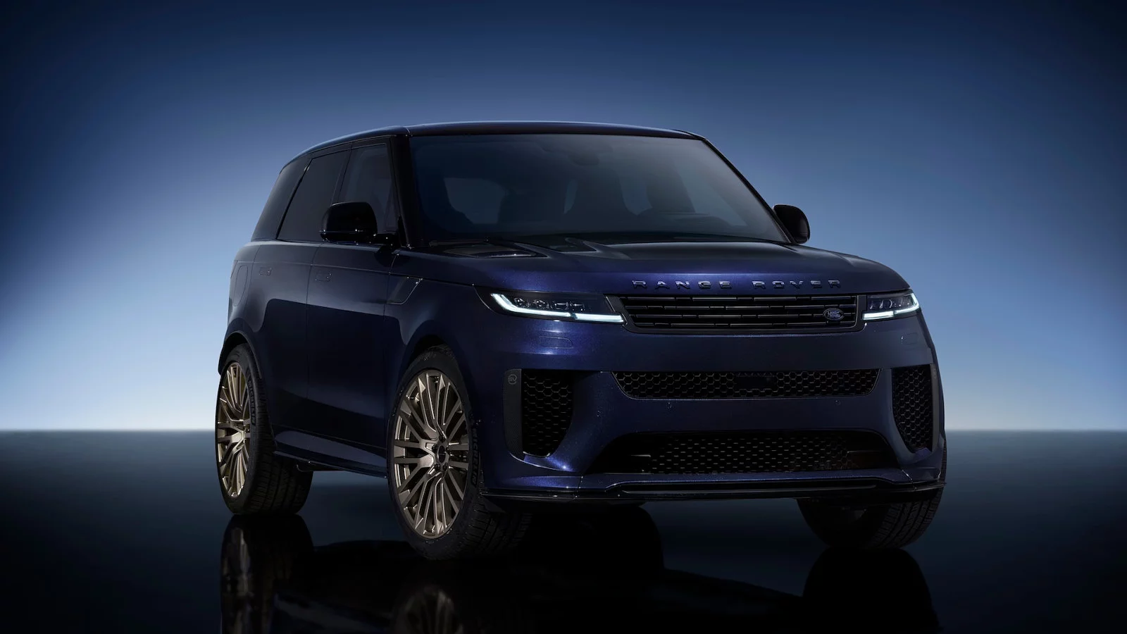 Range Rover Sport SV Bespoke Nocturne