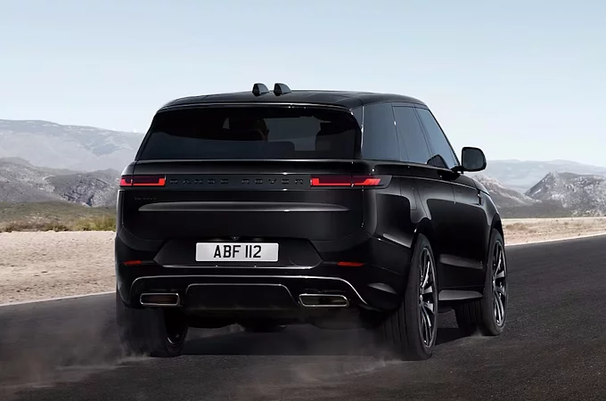 THE MOST DYNAMIC RANGE ROVER SPORT EVER<sup>*</sup>