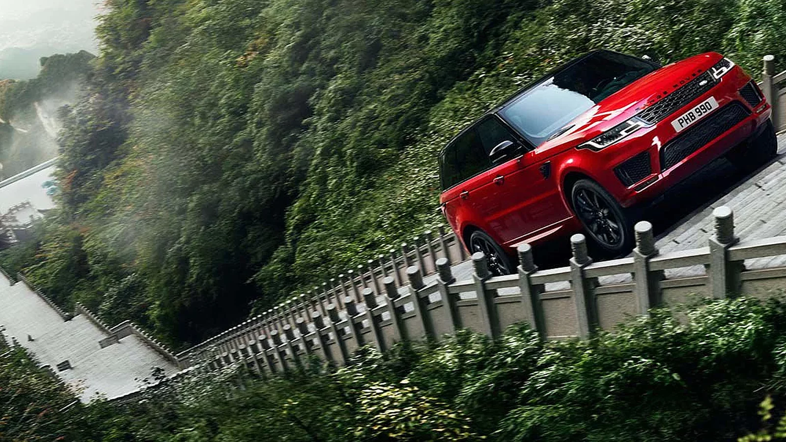 Range Rover Sports climbing heaven's gate in china