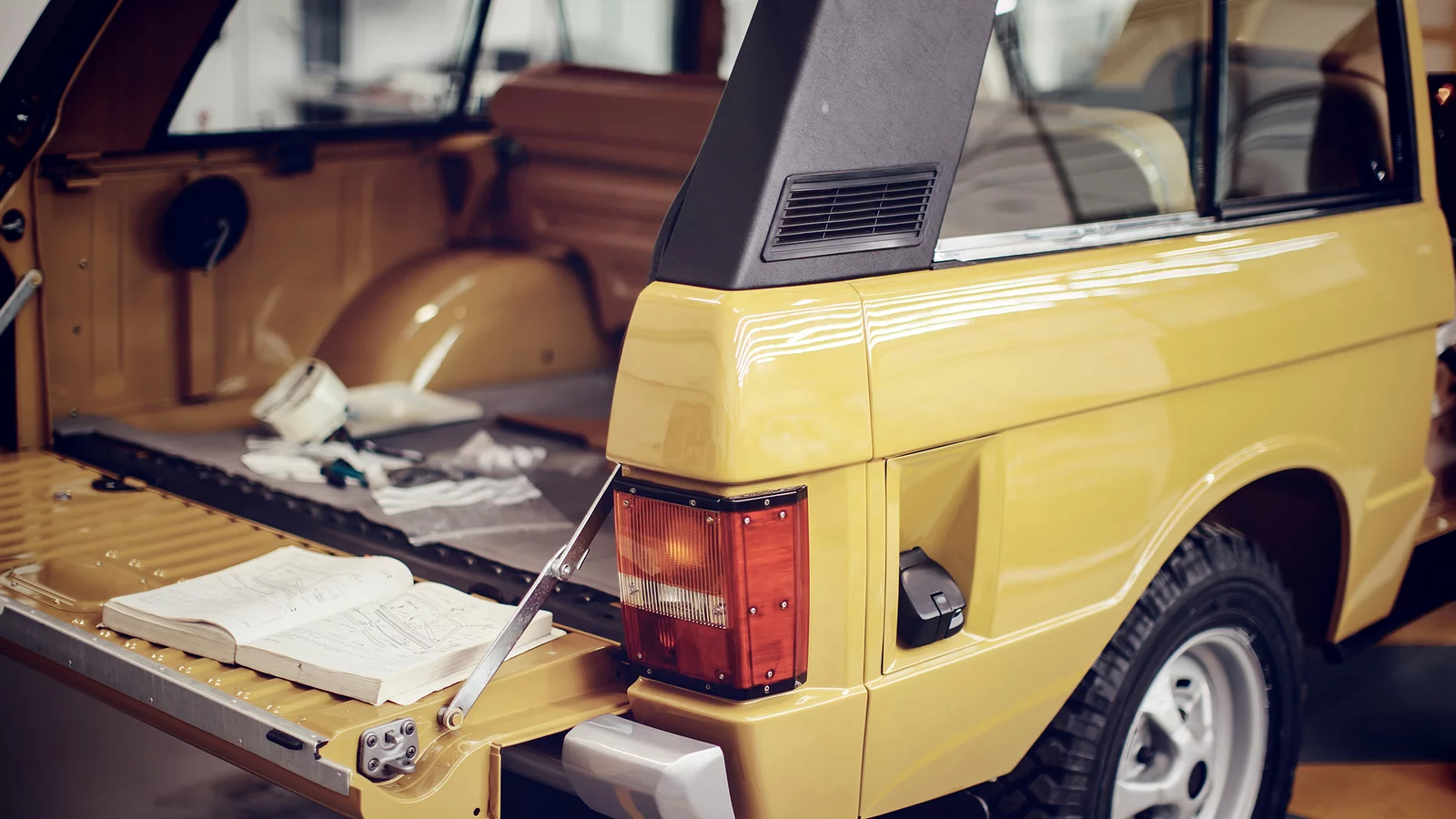 ΤΟ ΜΟΥΣΕΙΑΚΟ ΕΚΘΕΜΑ