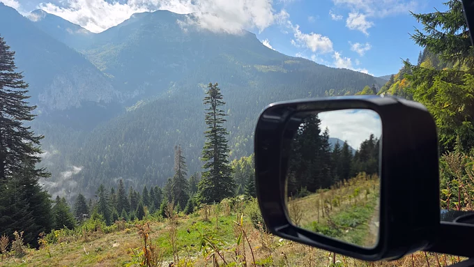 „1000 pasaulio stebuklų“ ir „Defender“ kelionė Kosove