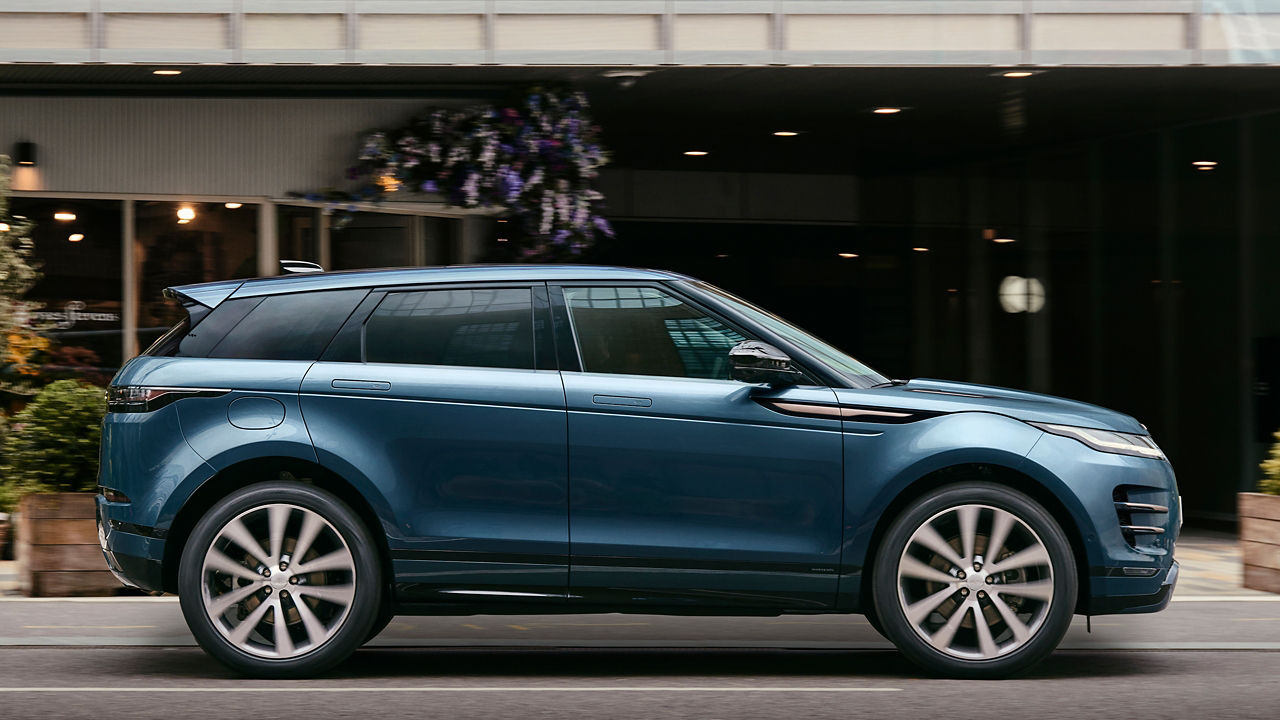 Side view of Range Rover Evoque