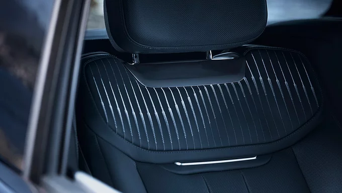 PURE LINES. BLUE ACCENTS. 