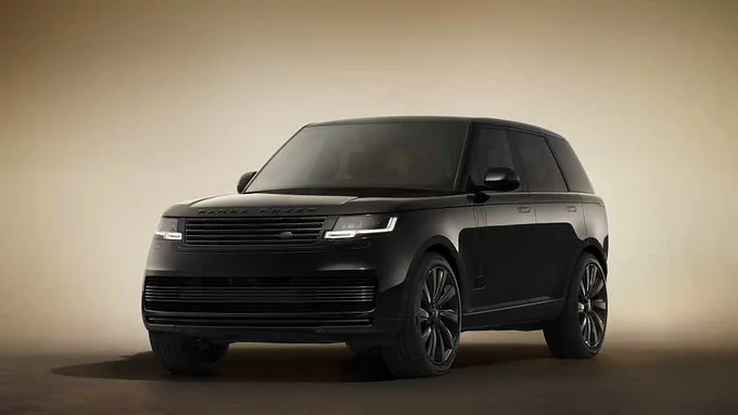 ПРЕДСТАВЯМЕ RANGE ROVER SV
BLACK: ИНОВАТИВНО СЕТИВНО АУДИО И ПОРАЗИТЕЛНИ НОВИ ДЕКОРАТИВНИ ЕЛЕМЕНТИ ЗА
ЛИДЕРА В ЛУКСОЗНИЯ СЕГМЕНТ