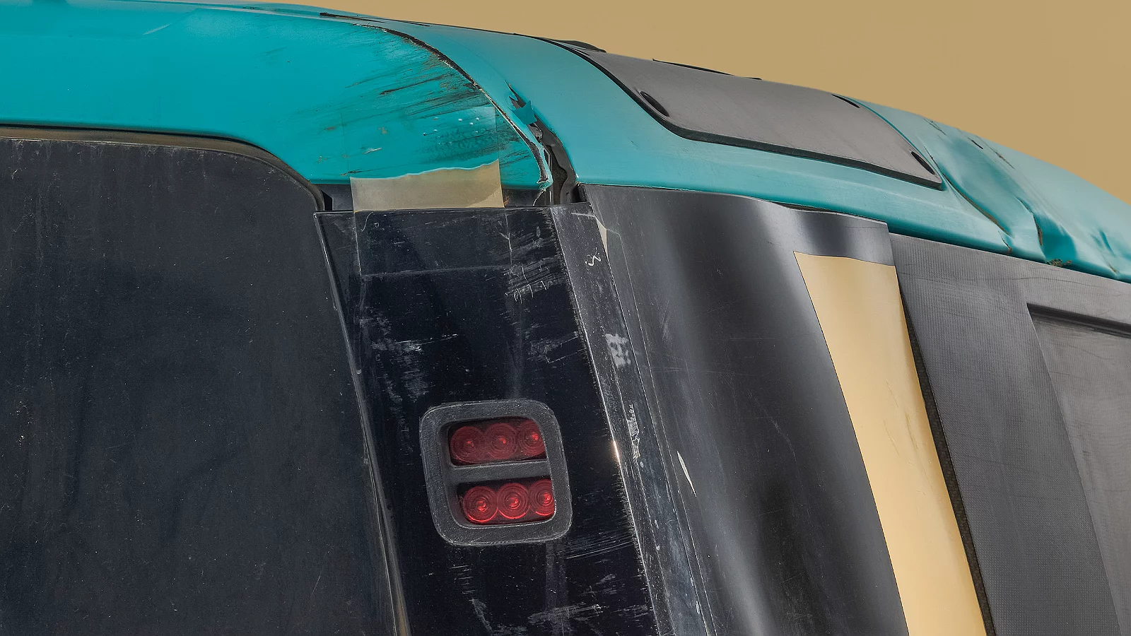 Defender Dakar back top view