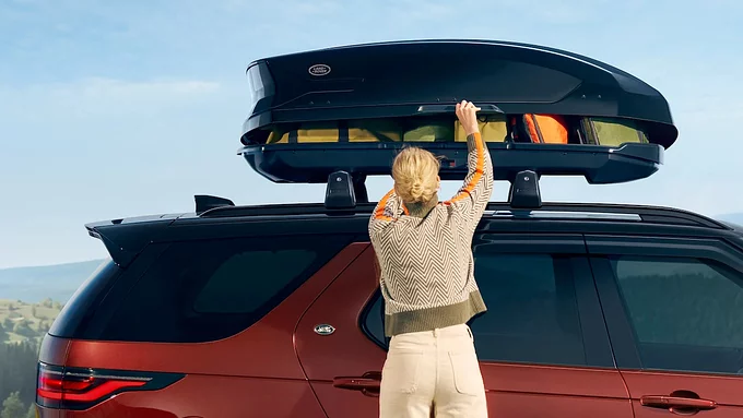 ROOF BOX