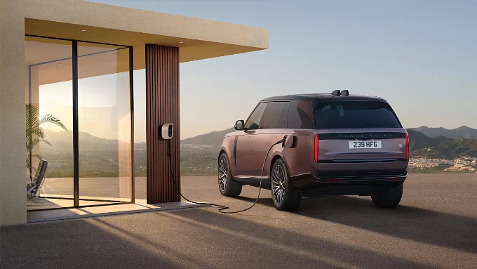 Range Rover charging at the phev station point
