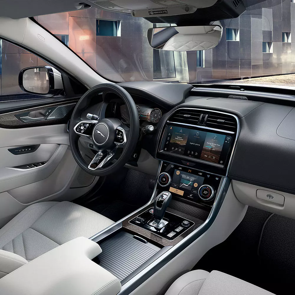 INTERIOR