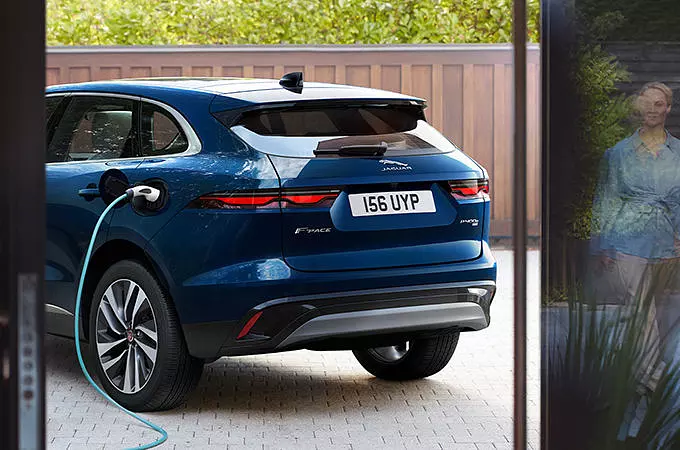 JAGUAR LEASING
