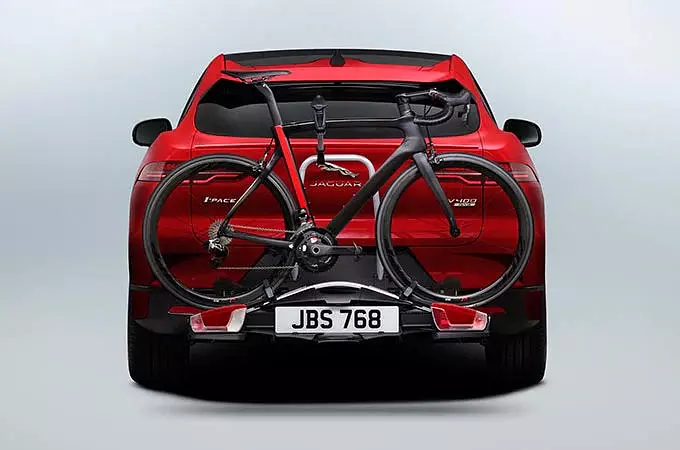 REAR MOUNTED CYCLE CARRIER