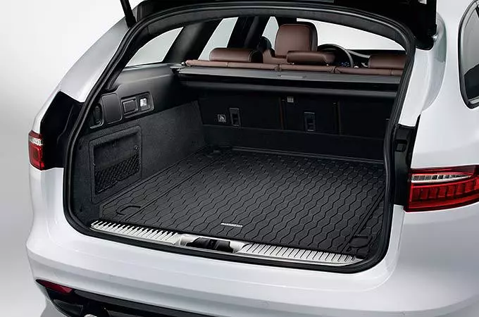 RUBBER LOADSPACE MAT
