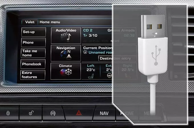 AUDIO CONNECTIVITY SYSTEM - IPOD OR IPHONE (2014 - 2015)