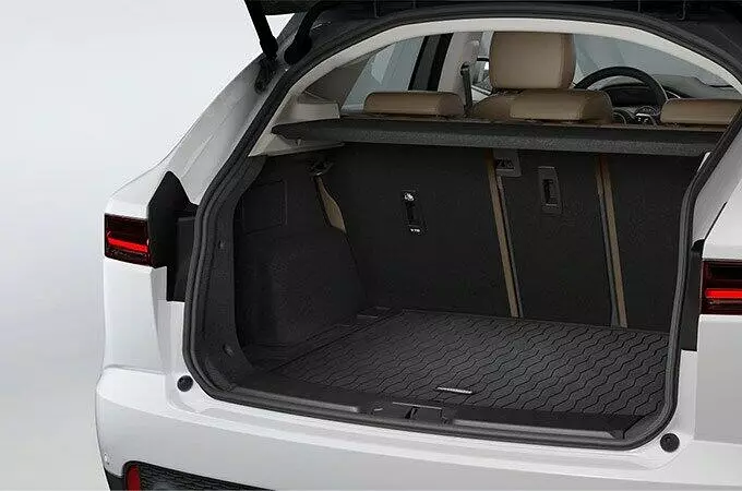 LUGGAGE COMPARTMENT RUBBER MAT