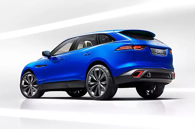 F-PACE C-X17