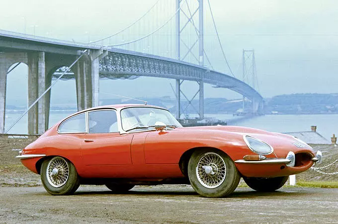EVOLUTIA DESIGNULUI: 80 de ani de Jaguar - 1960 - 1996
