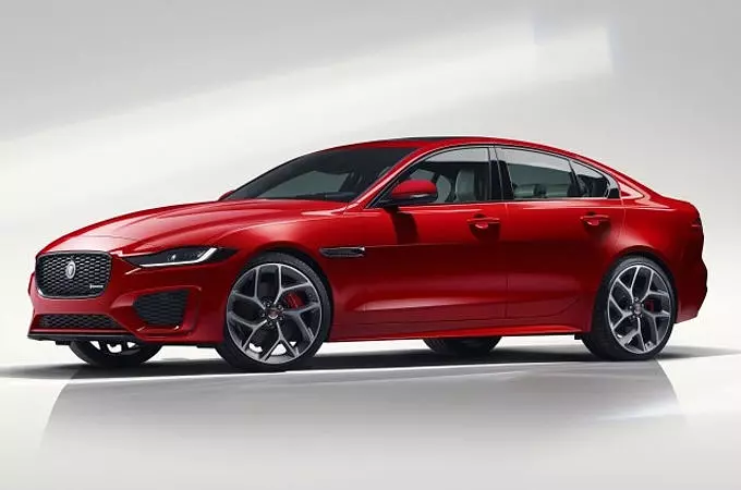 NEW JAGUAR XE: ENHANCED EXTERIOR, LUXURIOUS NEW INTERIOR AND INTUITIVE TECHNOLOGY
