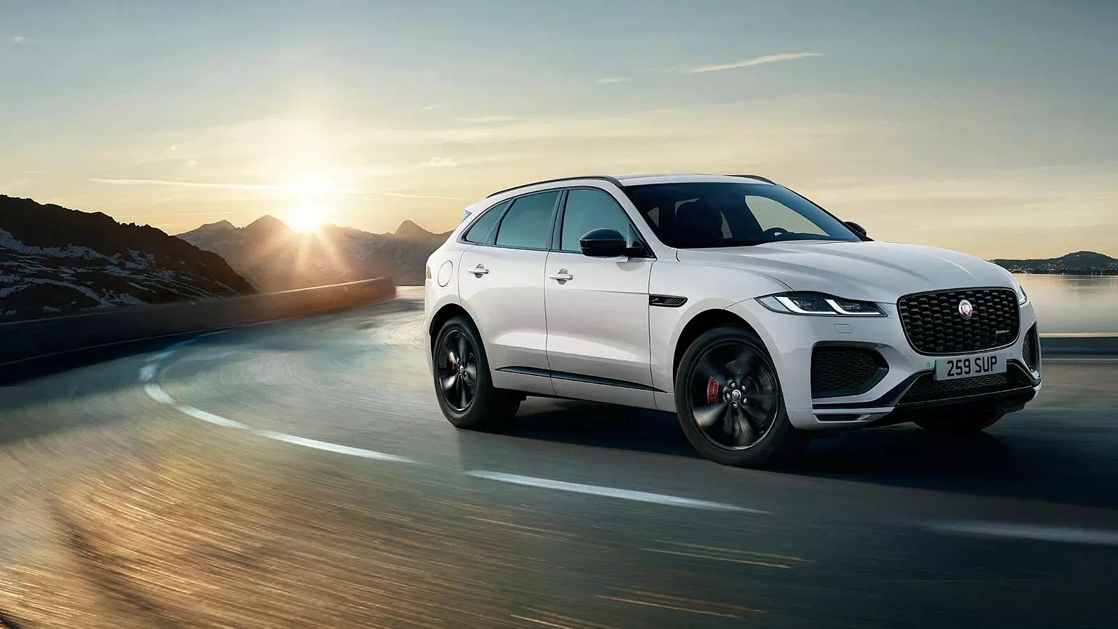 Jaguar F PACE Luxury Performance SUV Jaguar Indonesia