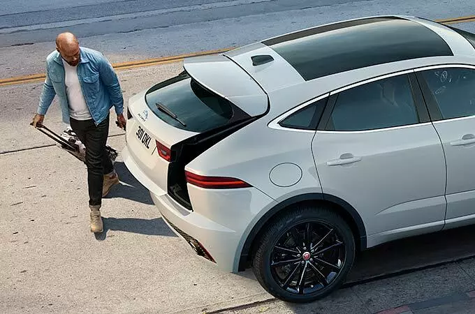 POWERED GESTURE TAILGATE