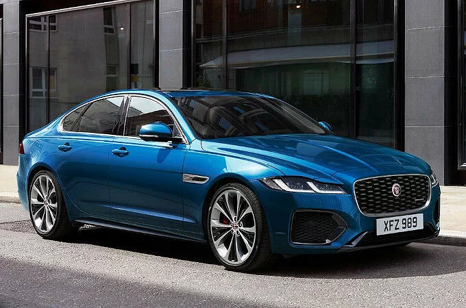 NOWY JAGUAR XF