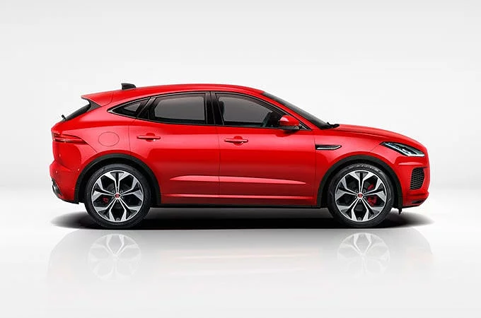 جاكوار E-PACE  الجديدة