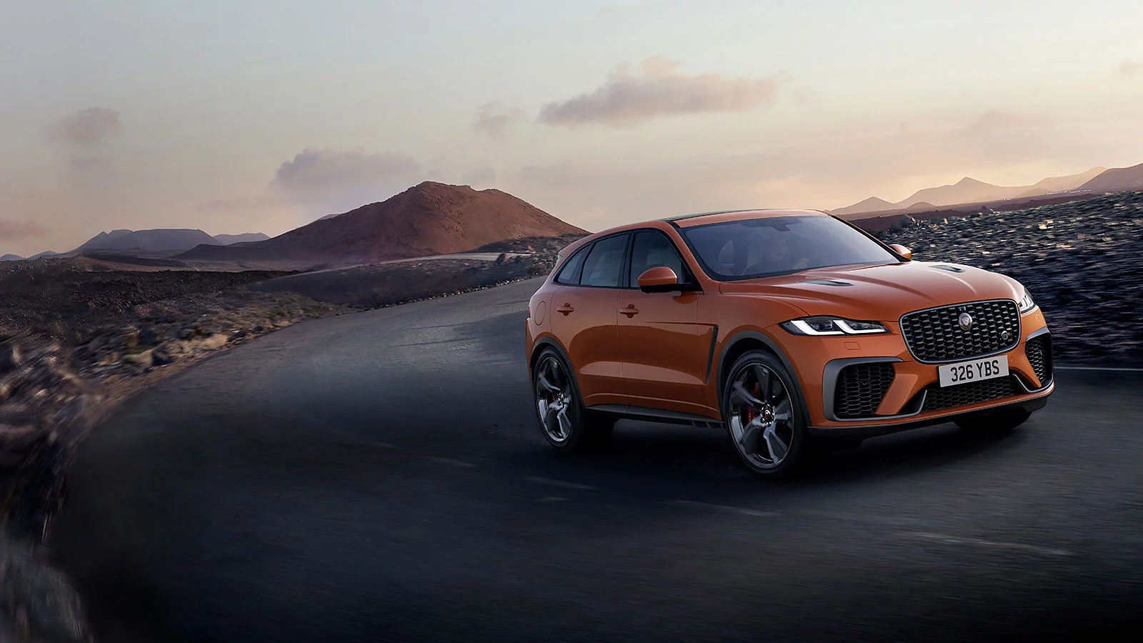 NEW JAGUAR F‑PACE SVR 2023